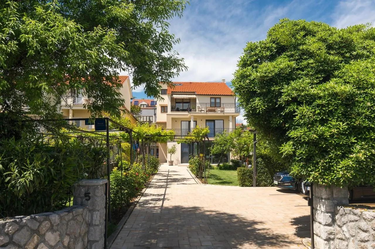 Apartments Morozin Krk Town