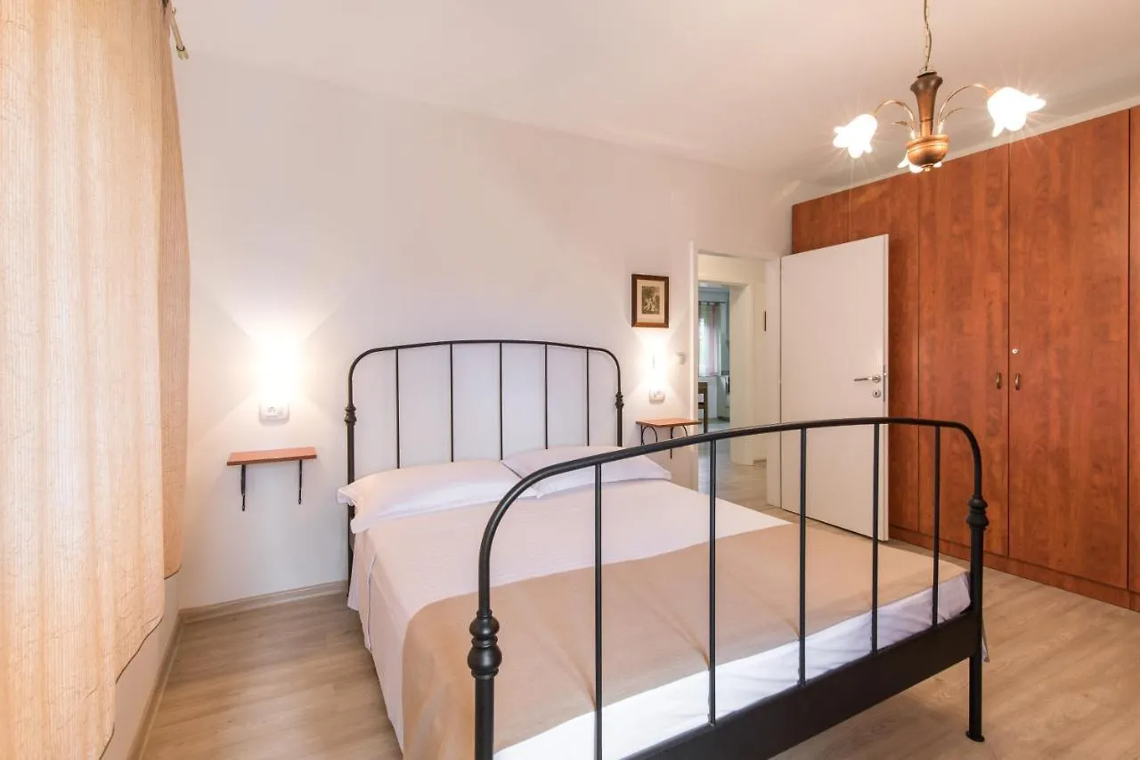 Apartments Morozin Krk Town 0*,  Kroatien
